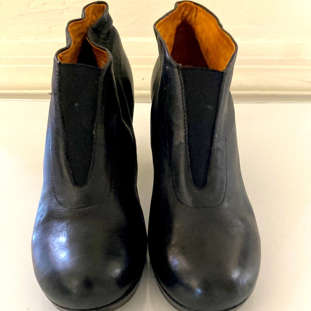 Naya Black Vintage Bootie